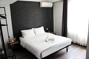 Big Life Hotel