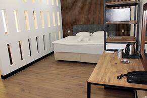 Big Life Hotel
