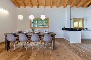 Chalet Les Etablonsluxury Chaletski-in Ski-out