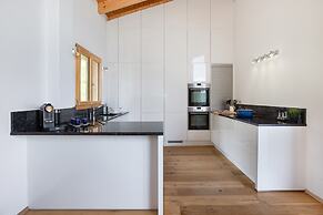 Chalet Les Etablonsluxury Chaletski-in Ski-out