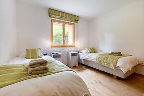 Chalet Les Etablonsluxury Chaletski-in Ski-out