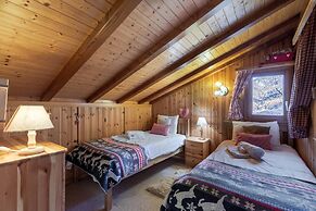 Chalet D'arbi Sauna Chalet Perfect for Families