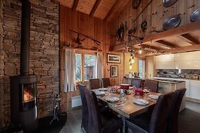 Chalet D'arbi Sauna Chalet Perfect for Families