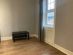 Three Bed Two Bath Apartment in London