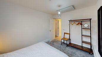 Hu1 Boutique City Apartment - Sleeps 6