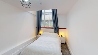 Hu1 Boutique City Apartment - Sleeps 6