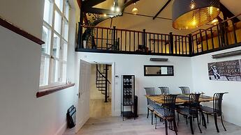 Hu1 Boutique City Apartment - Sleeps 6