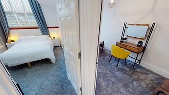 Hu1 Boutique City Apartment - Sleeps 6