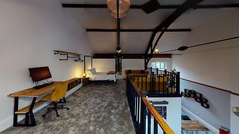 Hu1 Boutique City Apartment - Sleeps 6