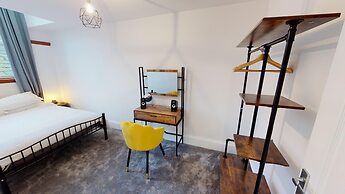 Hu1 Boutique City Apartment - Sleeps 6