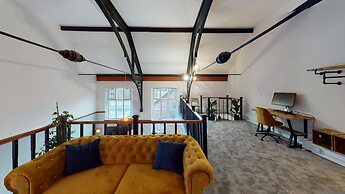 Hu1 Boutique City Apartment - Sleeps 6