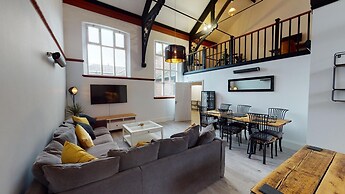 Hu1 Boutique City Apartment - Sleeps 6