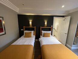 Shandon Hotel