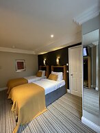 Shandon Hotel