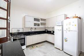 GB50 Ótima Casa 5 Quartos 300m da Praia