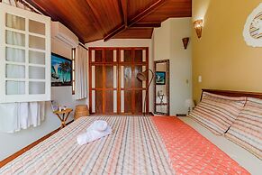 GB50 Ótima Casa 5 Quartos 300m da Praia