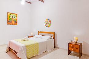 GB50 Ótima Casa 5 Quartos 300m da Praia