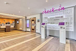 Premier Inn Milton Keynes - Willen Lake