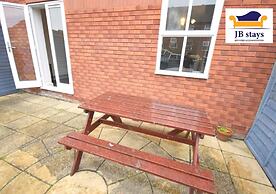 5 Bed House Leisure/business Free Parking