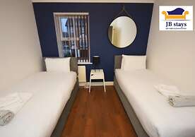 5 Bed House Leisure/business Free Parking