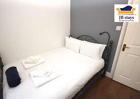 5 Bed House Leisure/business Free Parking