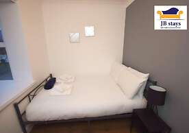 5 Bed House Leisure/business Free Parking