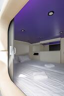 Capsule Hotel Constellation 89