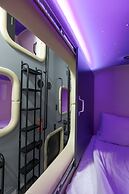 Capsule Hotel Constellation 89