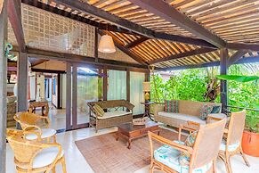 PF25 Ótima Casa 3 Quartos 300m da Praia