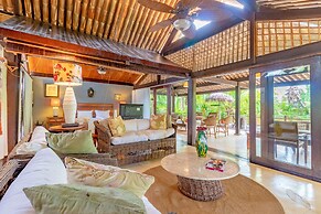 PF25 Ótima Casa 3 Quartos 300m da Praia