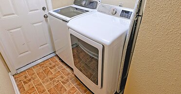 3Bdrms 2Bath 3Beds - Energy Corridor 6