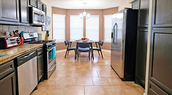 3Bdrms 2Bath 3Beds - Energy Corridor 6