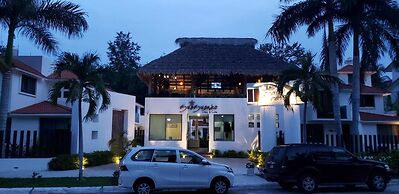 Hotel Villas Maria Isabel