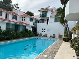 Hotel Villas Maria Isabel