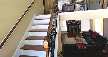 6Bdrm 3.5Bath 14Beds - 2 Story Houston