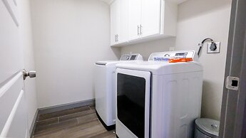 3Bdrm 3.5Bath 7Beds - NRG GRB MM-Park