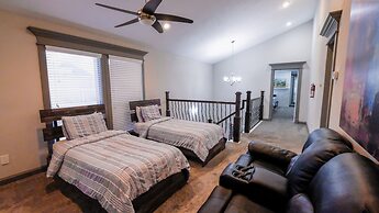 3Bdrm 3.5Bath 7Beds - NRG GRB MM-Park