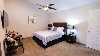 3Bdrm 3.5Bath 7Beds - NRG GRB MM-Park