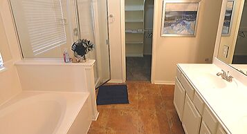4Bdrm 2.5Bath 10Beds - Sugarland Fresno