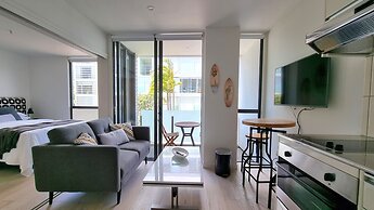 Marina View Apartment in Viaduct - Pool