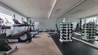 Marina View Apartment in Viaduct - Pool