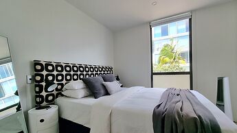 Marina View Apartment in Viaduct - Pool