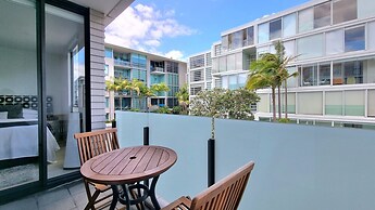 Marina View Apartment in Viaduct - Pool