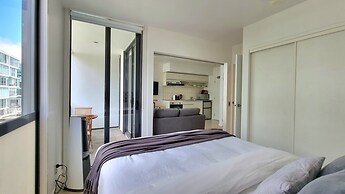 Marina View Apartment in Viaduct - Pool