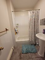 Bedroom Near Downtown Boston - Hostel