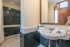 Green Castle Mall Road