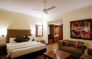 Green Castle Mall Road