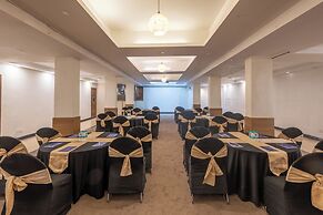 Green Castle Mall Road