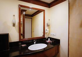 Green Castle Mall Road