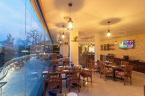 Green Castle Mall Road